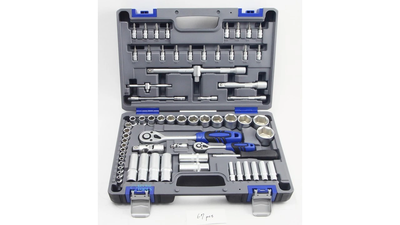 1/4" & 1/2"Dr. 67pcs (KW-67AA)